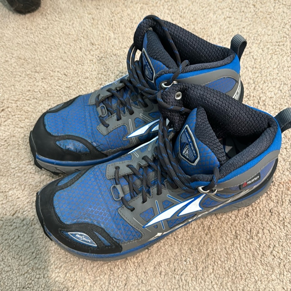 Altra running lone peak 3.0 waterproof polartec size 9